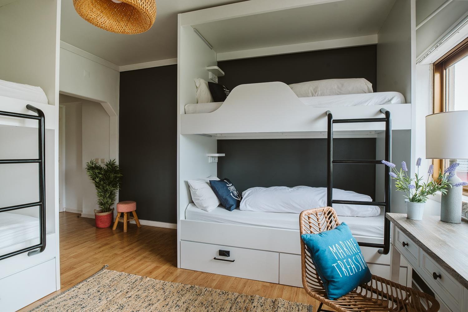The Salty Pelican Beach Retreat Estoril Room photo